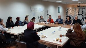 Eğitim-öğretim süreçlerine katkı sunan öğrencilere teşekkür belgeleri takdim edildi