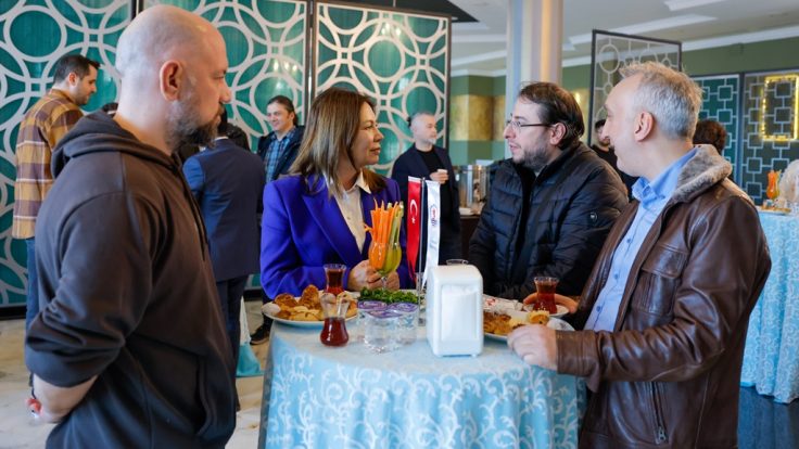 OMÜ, Q1 Yayıncılarını aynı masada buluşturdu